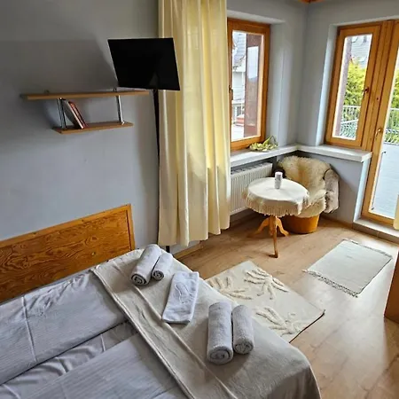 Willa Krysztalowy Potok Bed & Breakfast